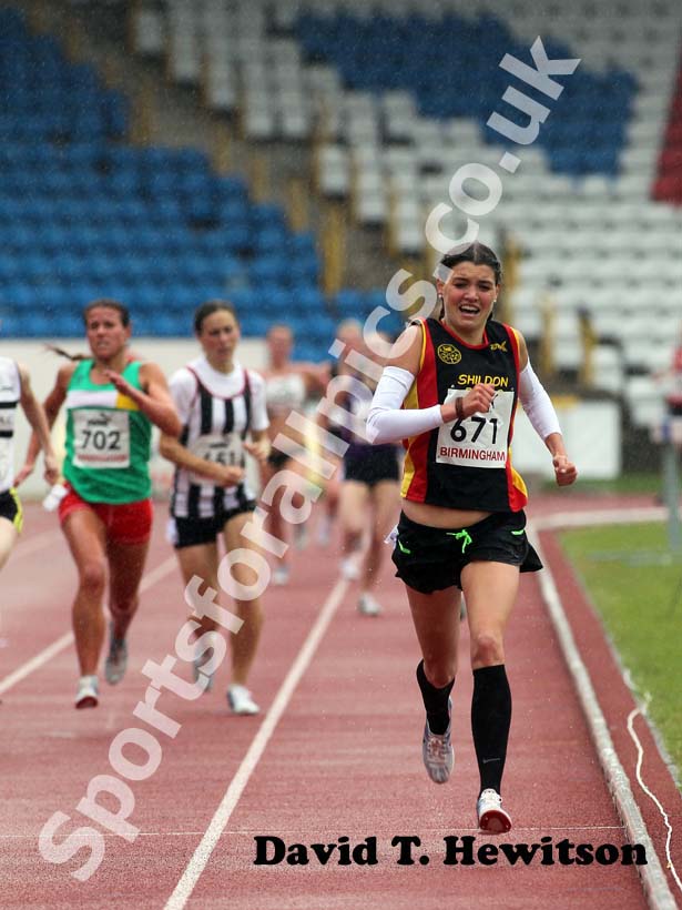 Kate Avery (Shildon) lwins the 1500 metresat the 2012 England and North Champs.